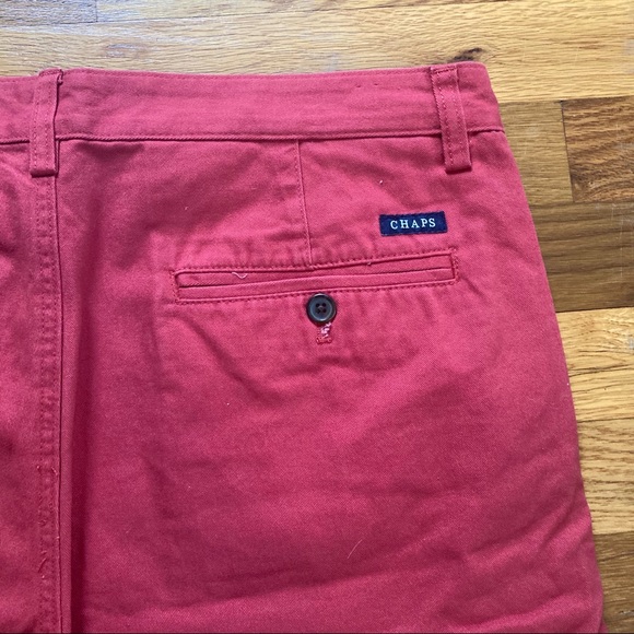Men’s Red Chaps Shorts - Picture 7 of 8